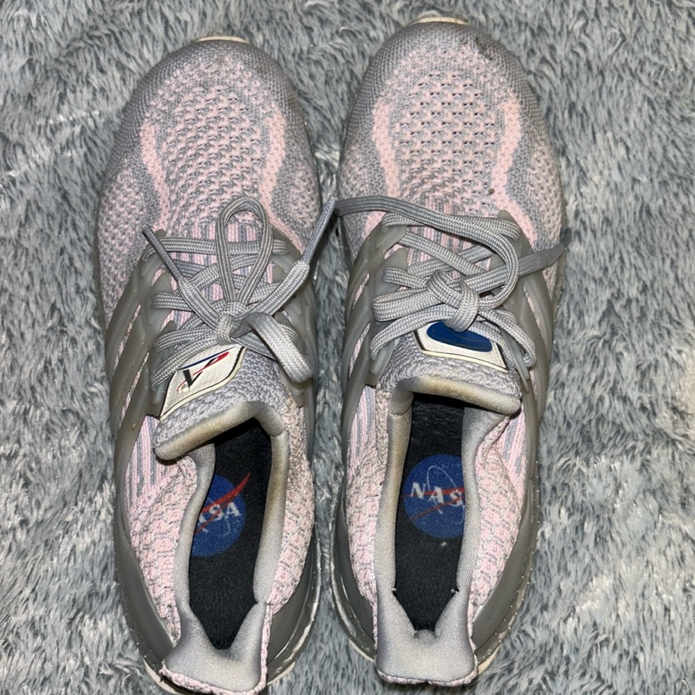 Women running sneakers